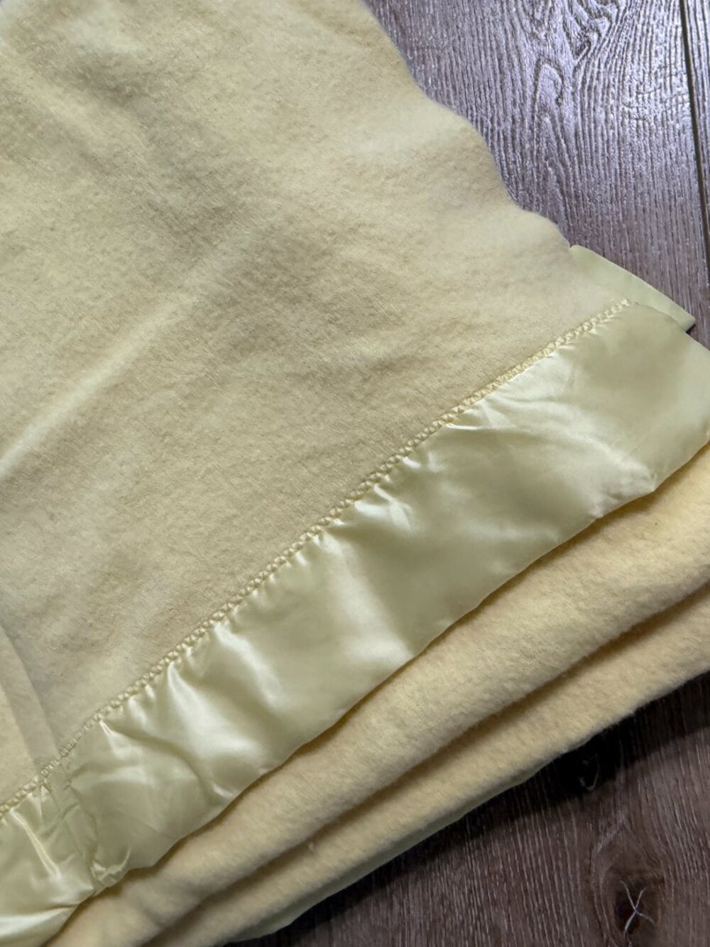 Vintage St. Mary's 100% Wool Yellow Large Blanket With Satin Trim Virgin Large